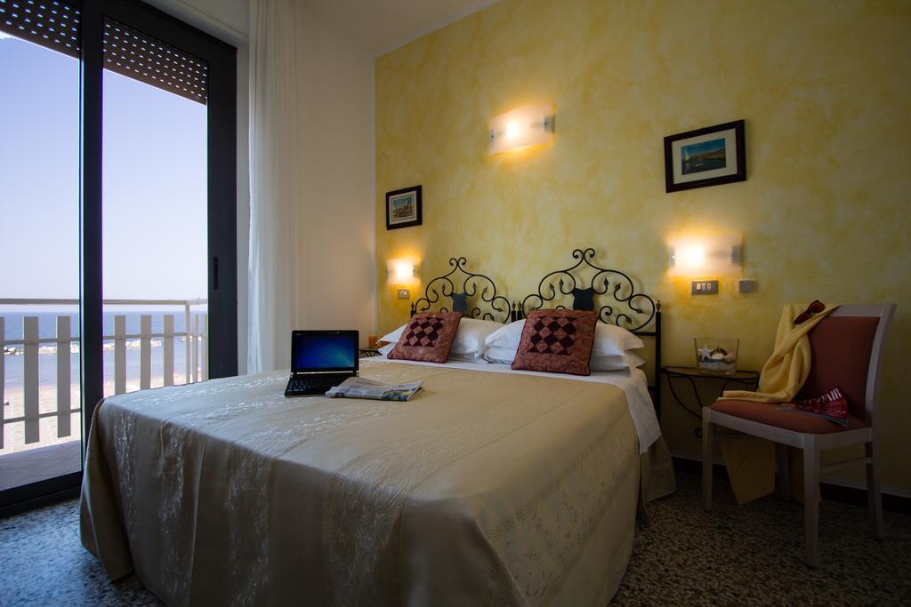 Hotel Villa Sole Resort Bellaria-Igea Marina Camera foto