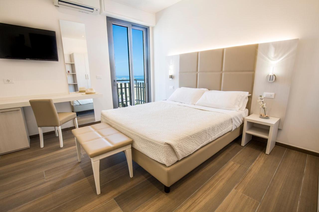 Hotel Villa Sole Resort Bellaria-Igea Marina Esterno foto